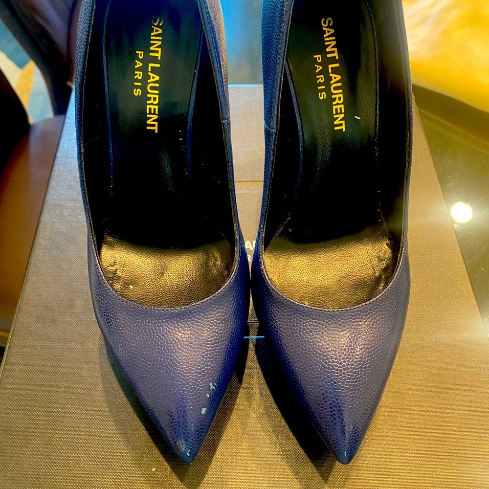 Saint Laurent Paris Navy Blue Textured Leather classic platform pumps